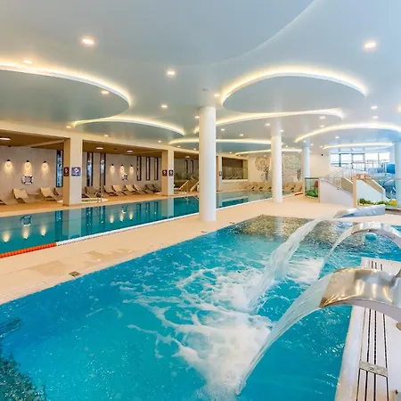 Faro Aqua Deluxe & Parking Apartamento *